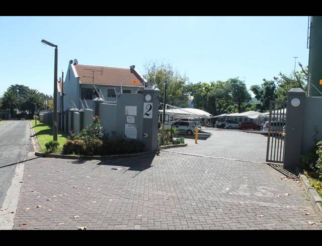 1 BEDROOM TOWNHOUSE FOR SALE IN ORIEL